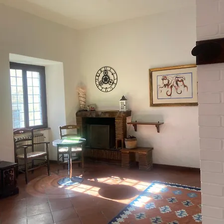 La Comoedia * Amelia