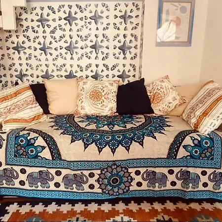 La Comoedia * Amelia