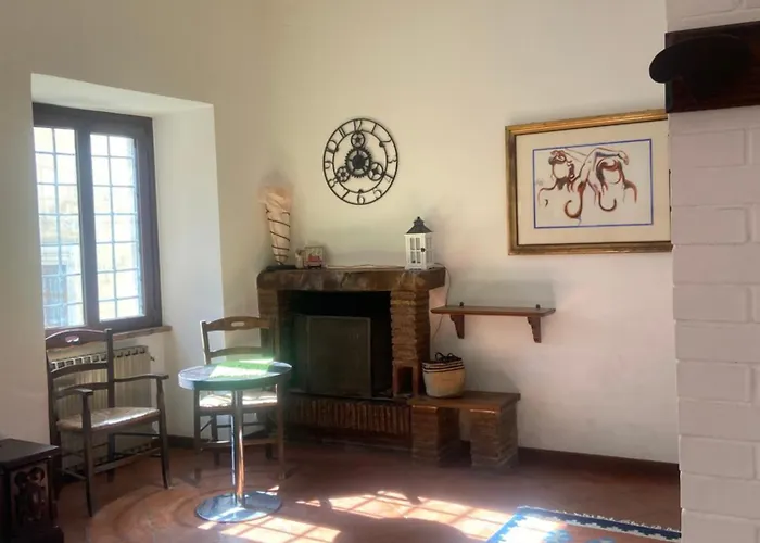 La Comoedia * Amelia