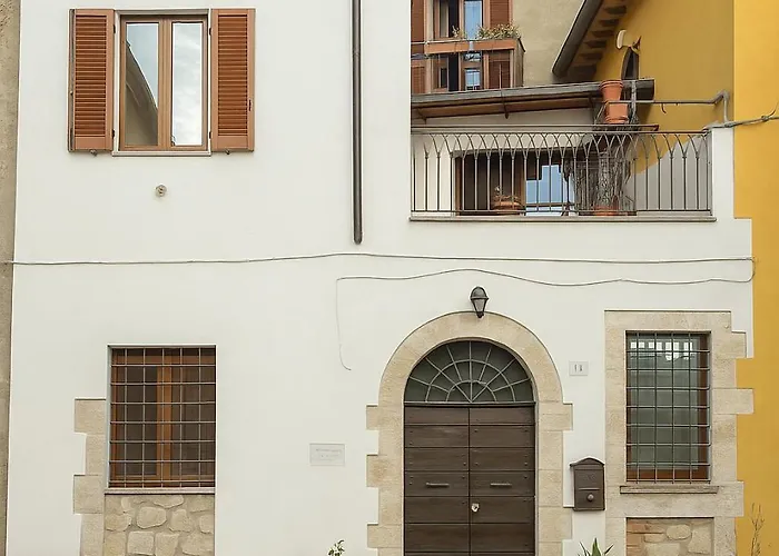 La Comoedia * Amelia